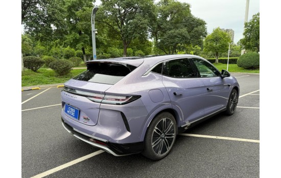 Denza N7 EV, пробіг 8 тисяч км